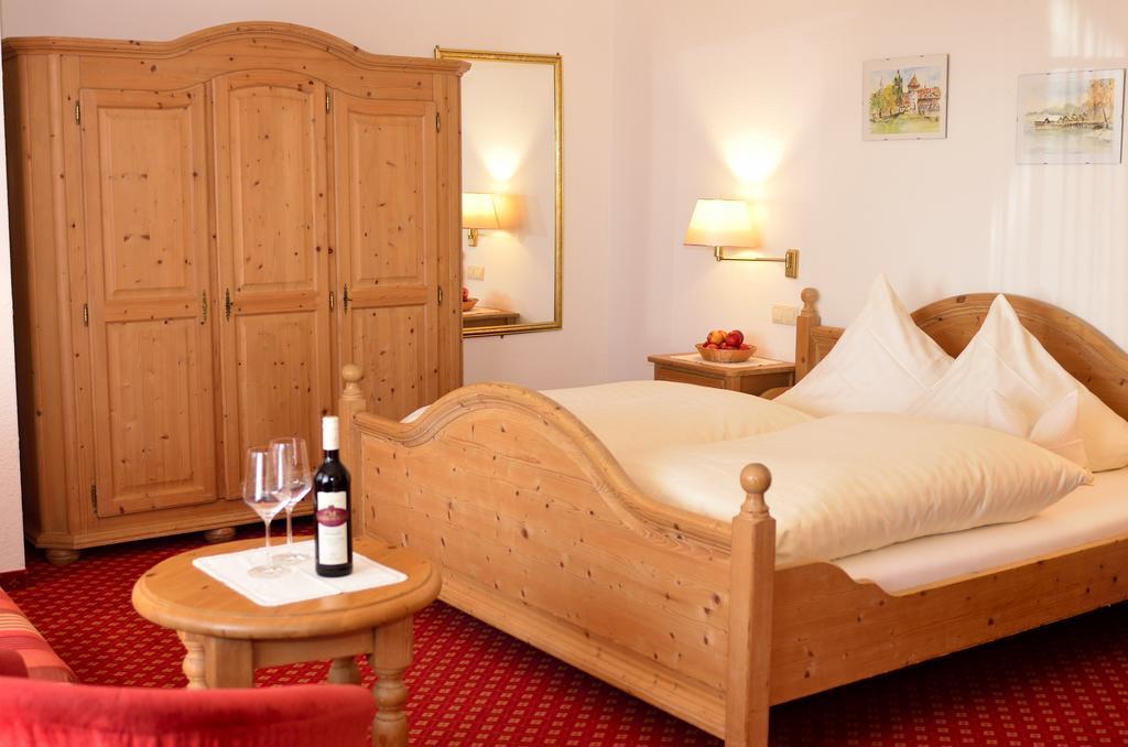 Landhotel Schellenberg 위버링겐 외부 사진