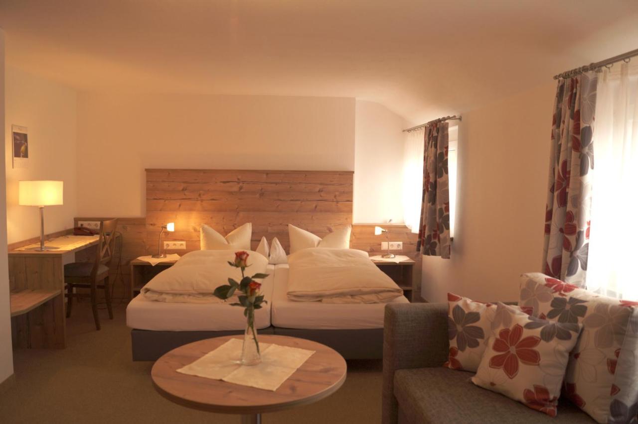 Landhotel Schellenberg 위버링겐 외부 사진